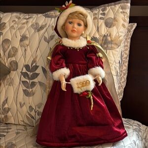 Heritage collectible 1999 Elegant Holiday Doll with Red Velvet Dress!